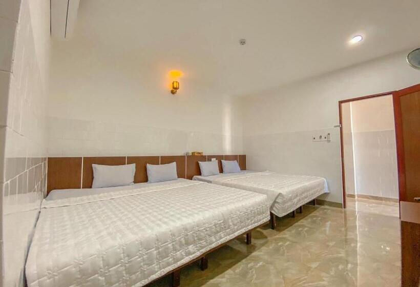 هتل Khách Sạn Ngọc Bích