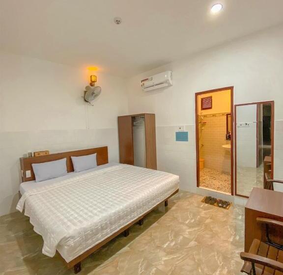 هتل Khách Sạn Ngọc Bích