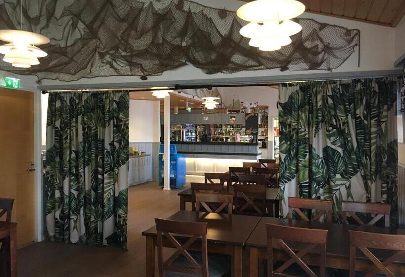 فندق L Gullvivan