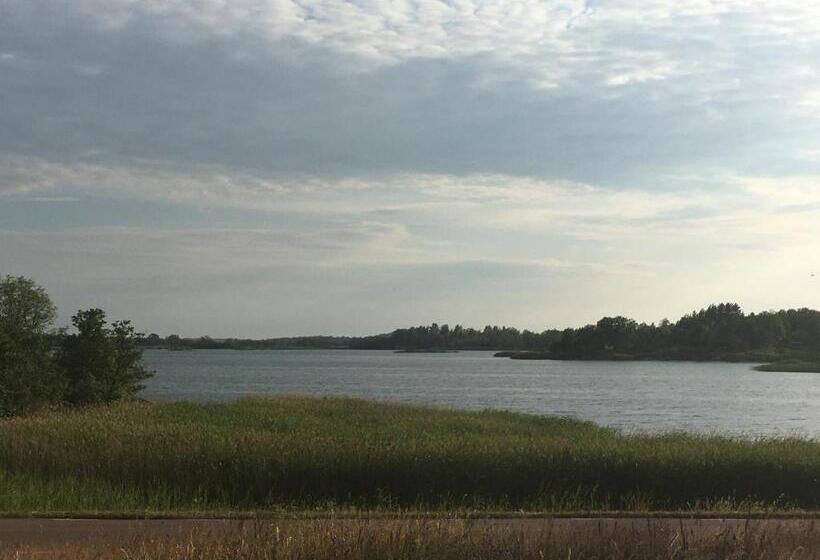 فندق L Gullvivan