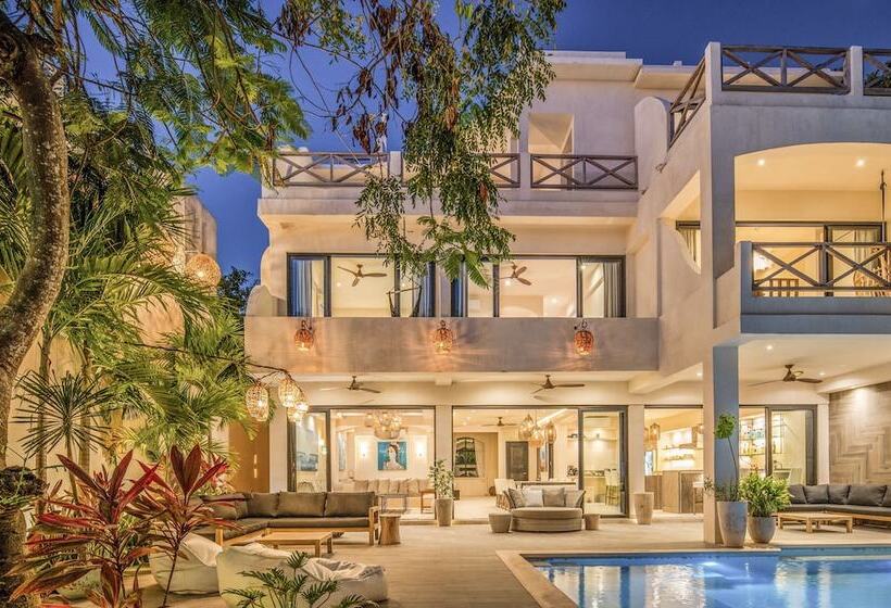 酒店 Lola By Coco B Isla