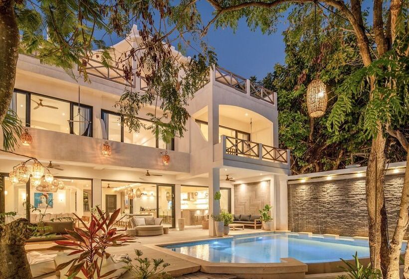 酒店 Lola By Coco B Isla