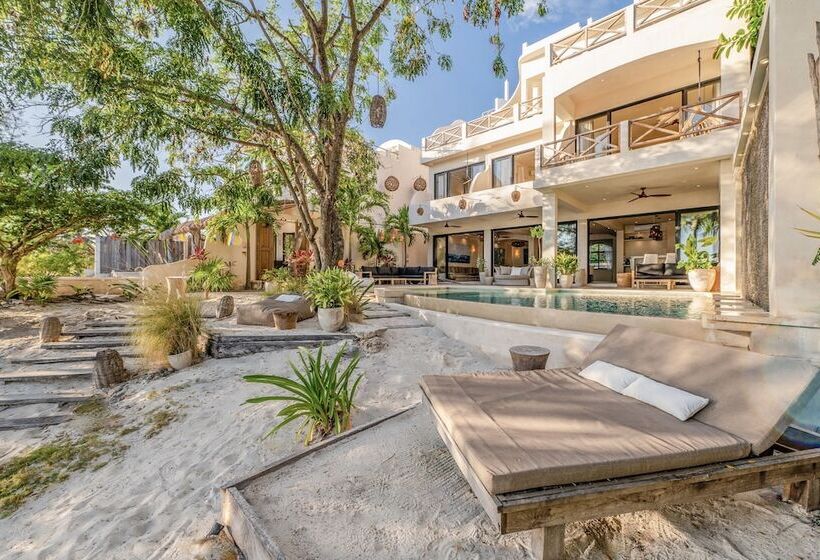 酒店 Lola By Coco B Isla