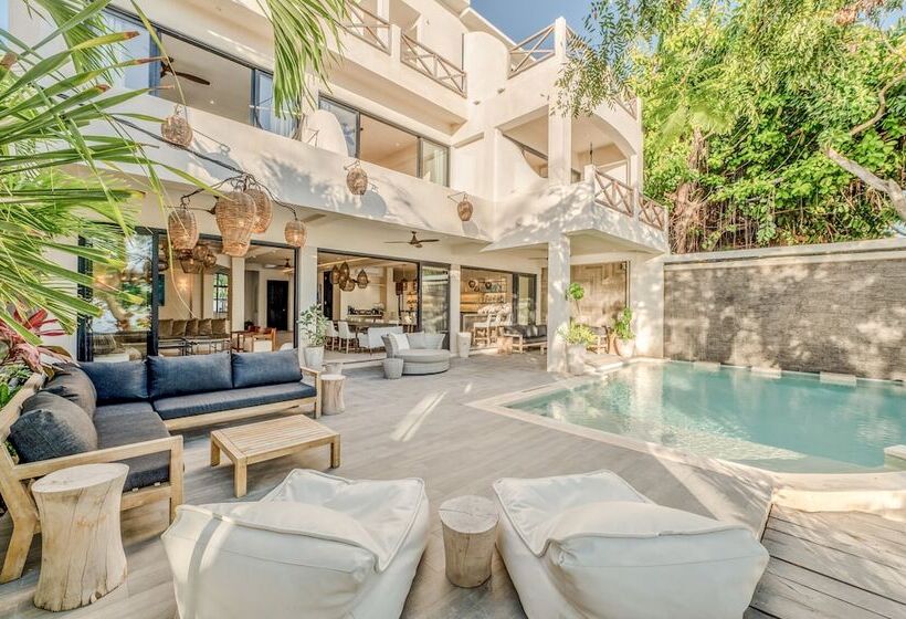 酒店 Lola By Coco B Isla