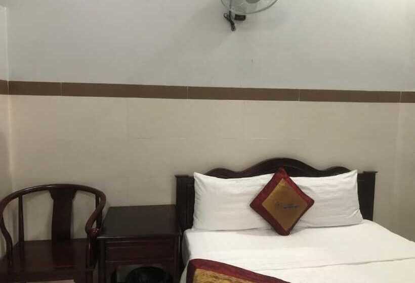 هتل Mai Vuong Thuy