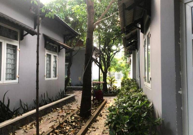 هتل Mai Vuong Thuy