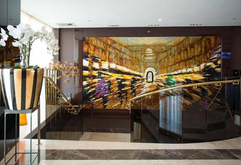 هتل Marine Residence