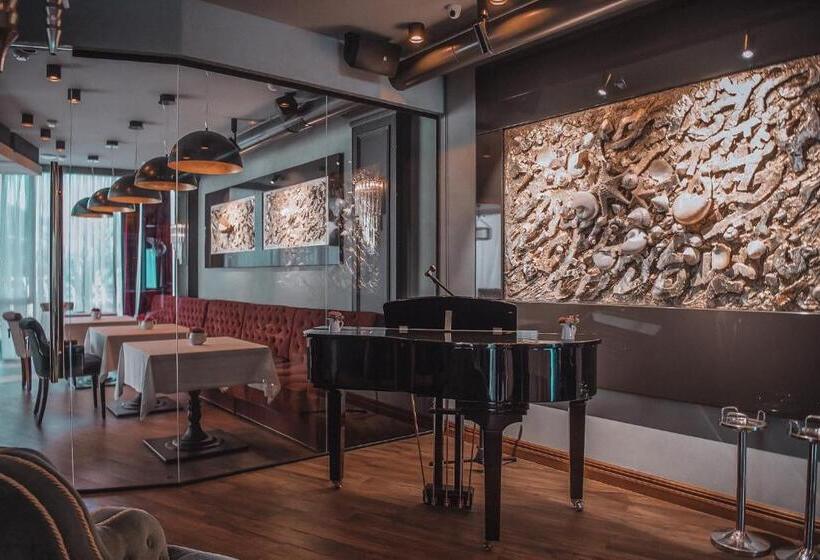 هتل Marine Residence