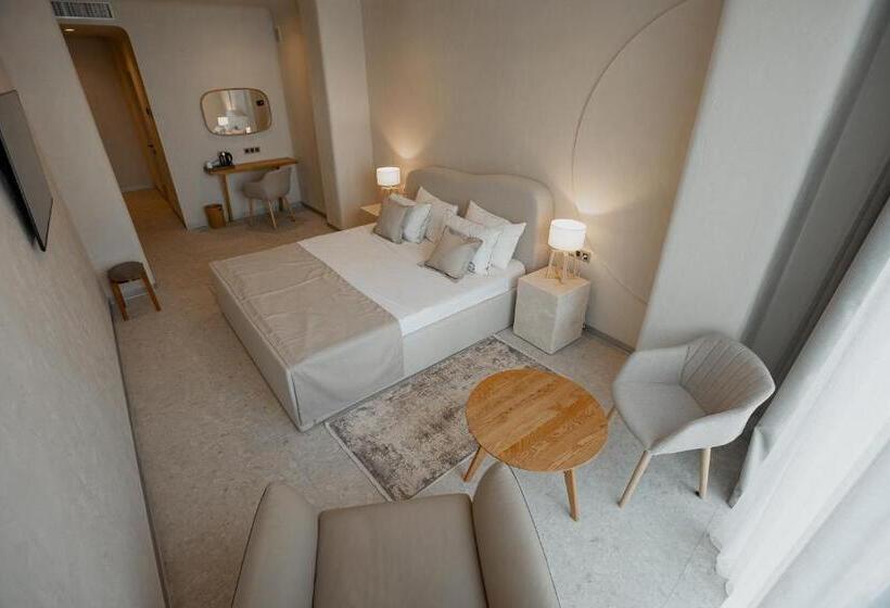 هتل Marine Residence