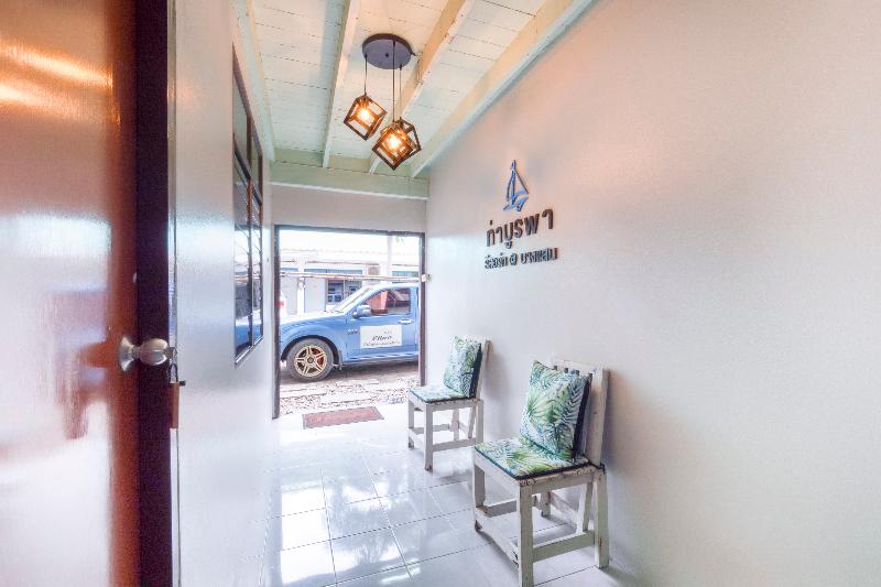 Отель Oyo 75322 Tha Burapa Resort Bangsean