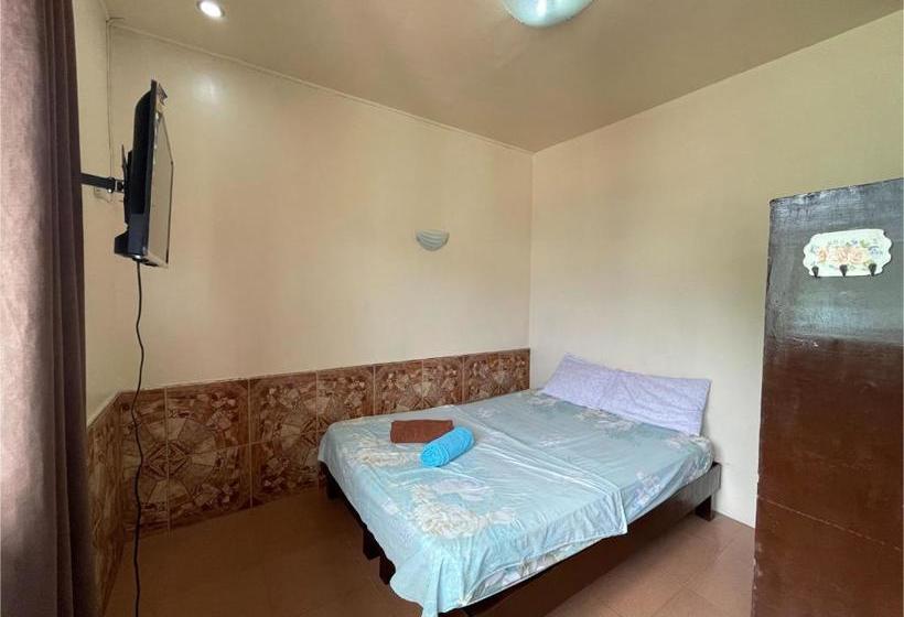 בית מלון כפרי Oyo 761 Caza Southville Apartelle