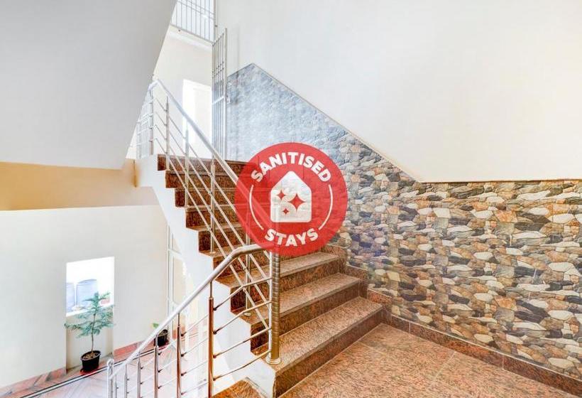 ホテル Oyo 77568 Pari Banquet Hall