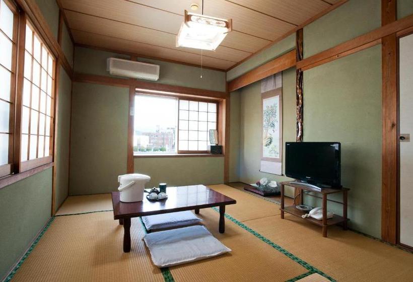 ホテル Oyo Ryokan Fukuya Karatsu
