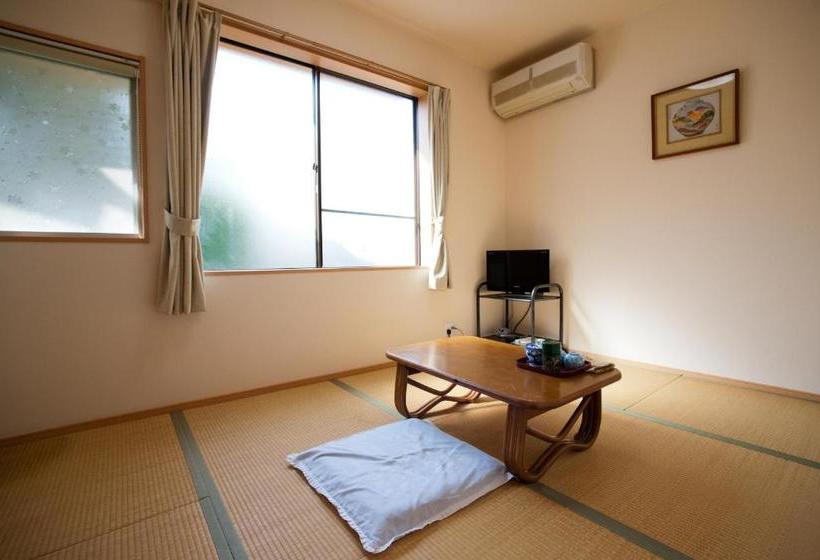 ホテル Oyo Ryokan Fukuya Karatsu