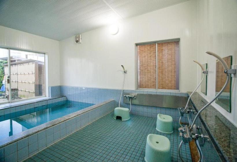 ホテル Oyo Ryokan Fukuya Karatsu