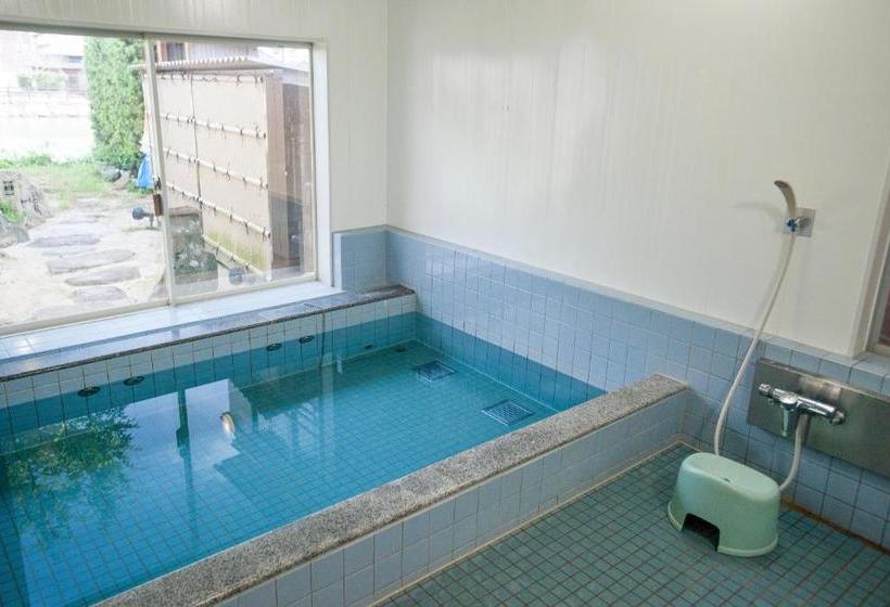 ホテル Oyo Ryokan Fukuya Karatsu