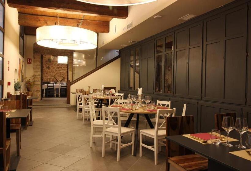 هتل Palacio La Floresta