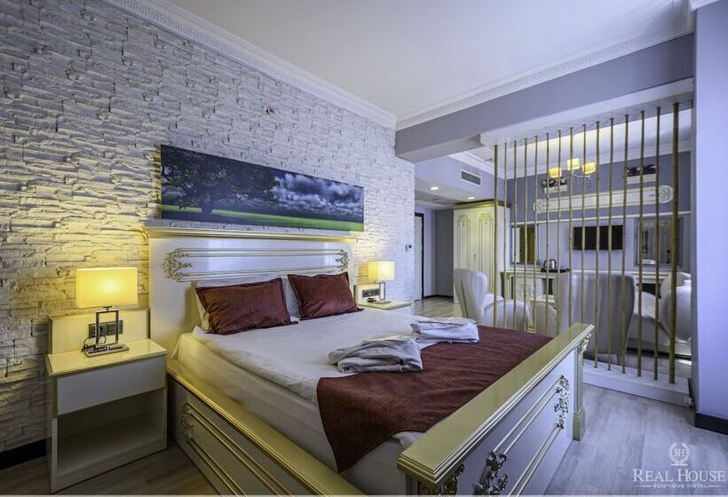 هتل Real House Boutique