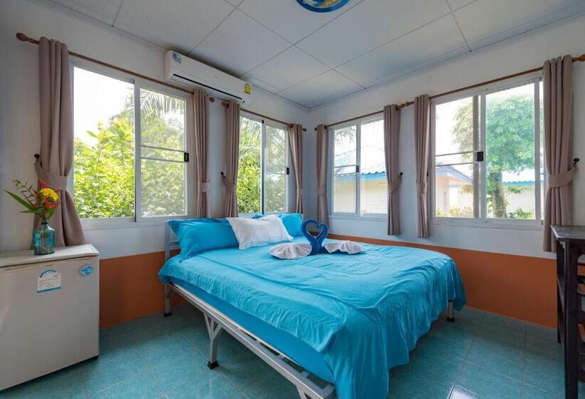 בית מלון כפרי Sabai Beach Resort