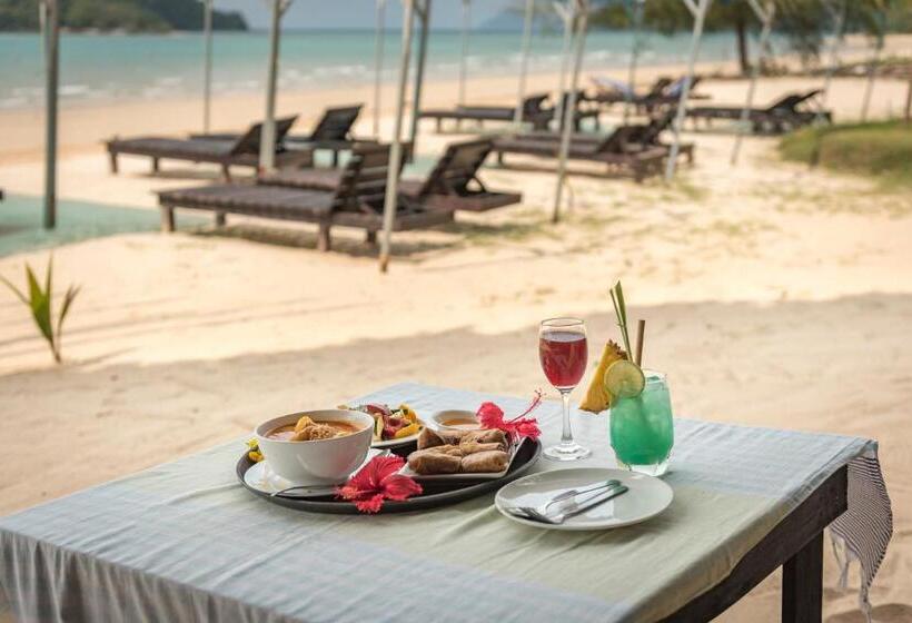 בית מלון כפרי Sabai Beach Resort