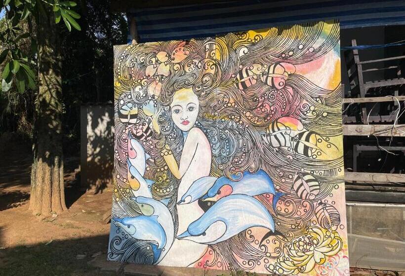 בית מלון כפרי Sabai Beach Resort