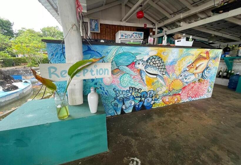 בית מלון כפרי Sabai Beach Resort