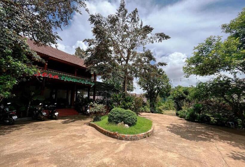 هتل Sora Homestay