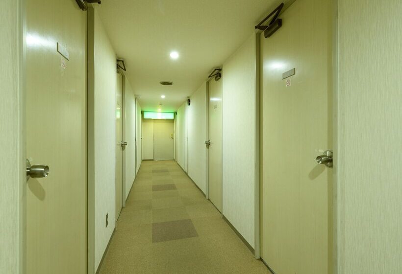 בית מלון כפרי Tabist Ueda Station