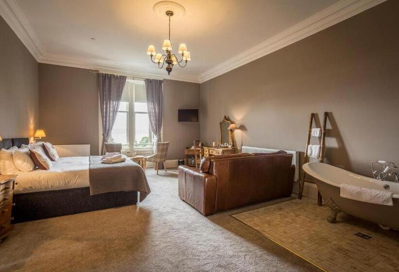 Отель Taypark House