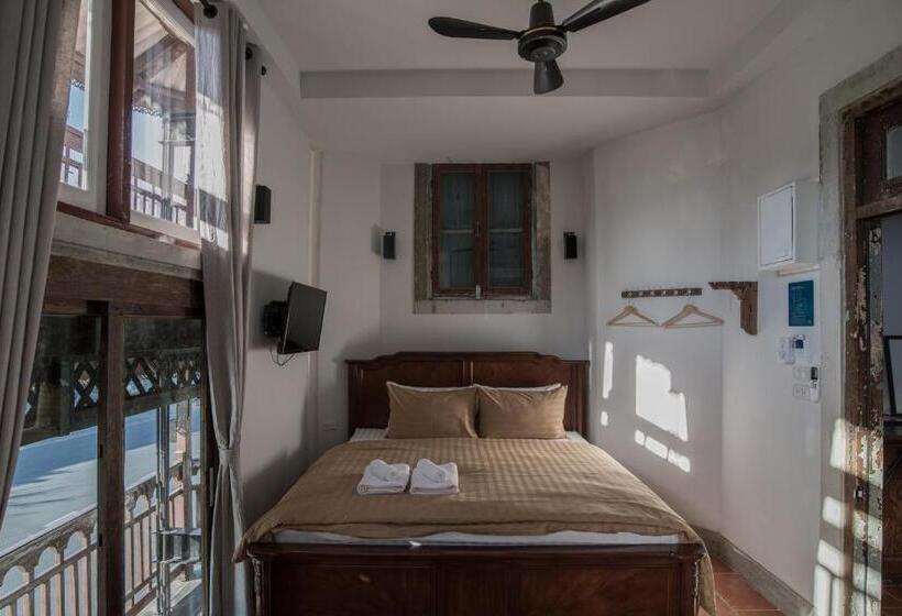 בית מלון כפרי Velawarin