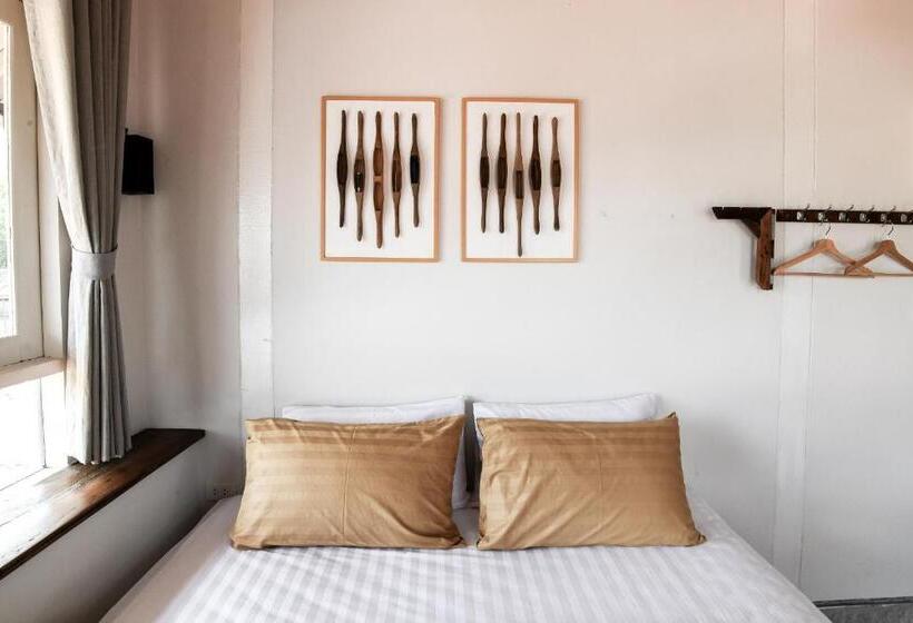 בית מלון כפרי Velawarin