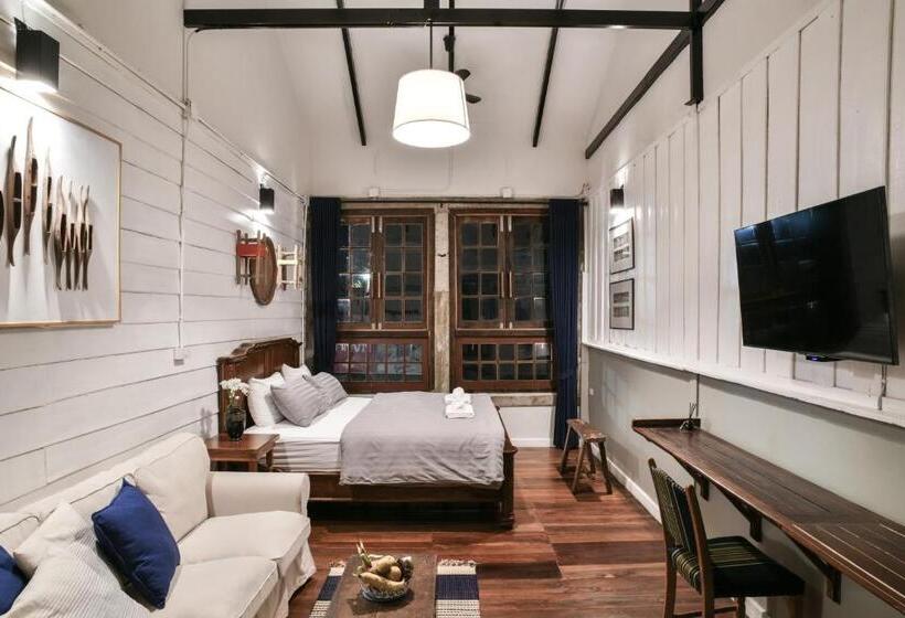 בית מלון כפרי Velawarin