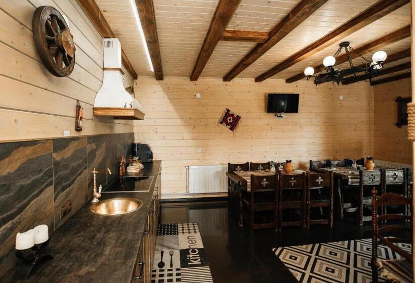 Отель Villa Tukhlay