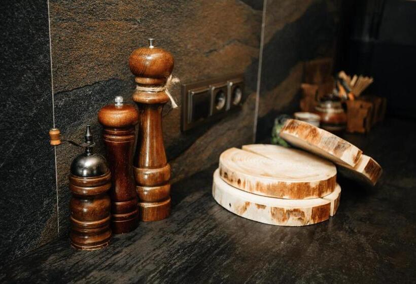 Отель Villa Tukhlay