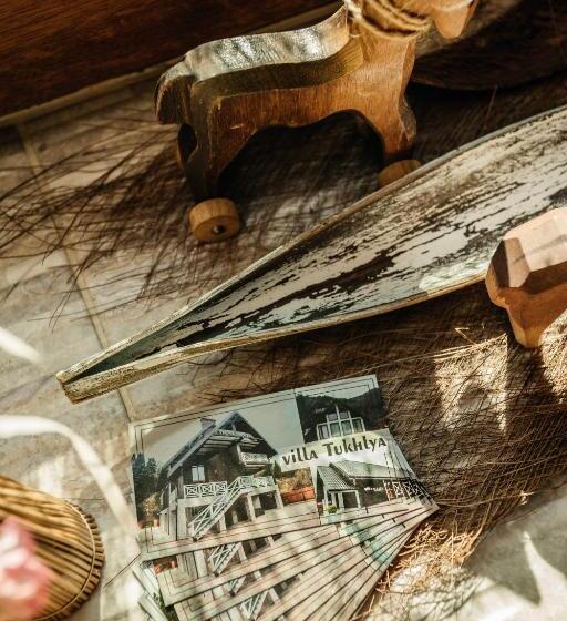 Отель Villa Tukhlay