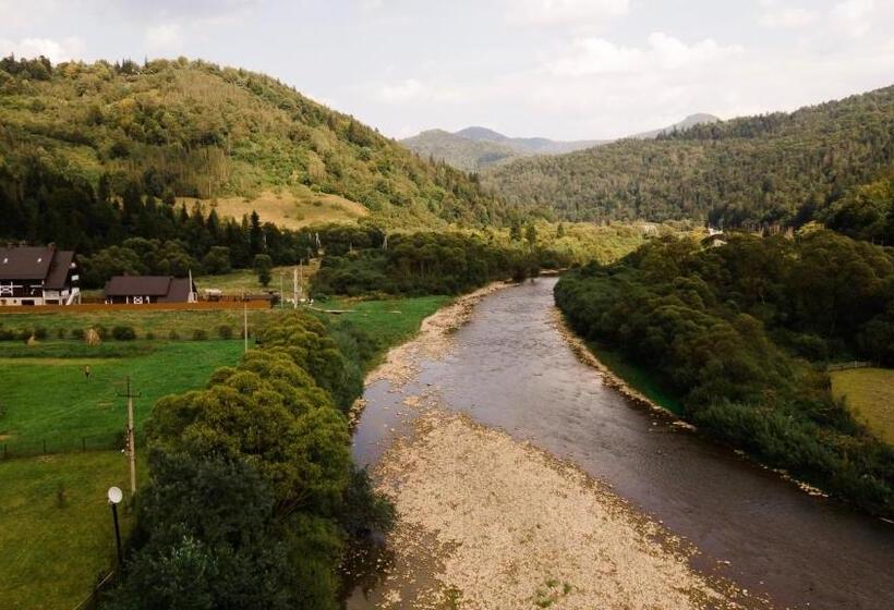 Отель Villa Tukhlay