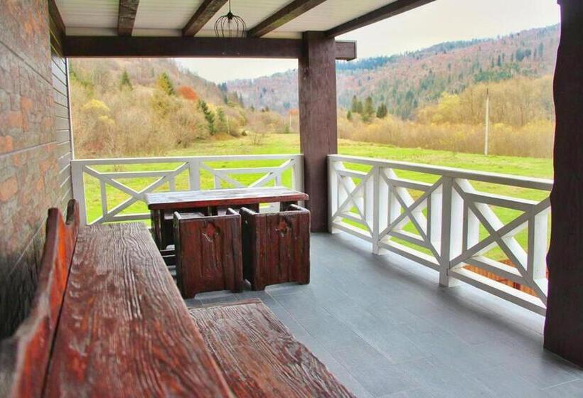 Отель Villa Tukhlay