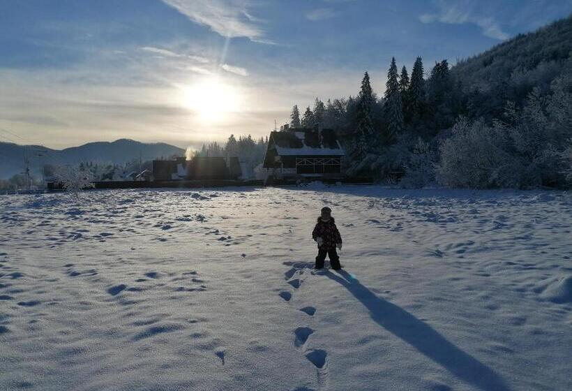 Отель Villa Tukhlay