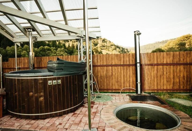 Отель Villa Tukhlay