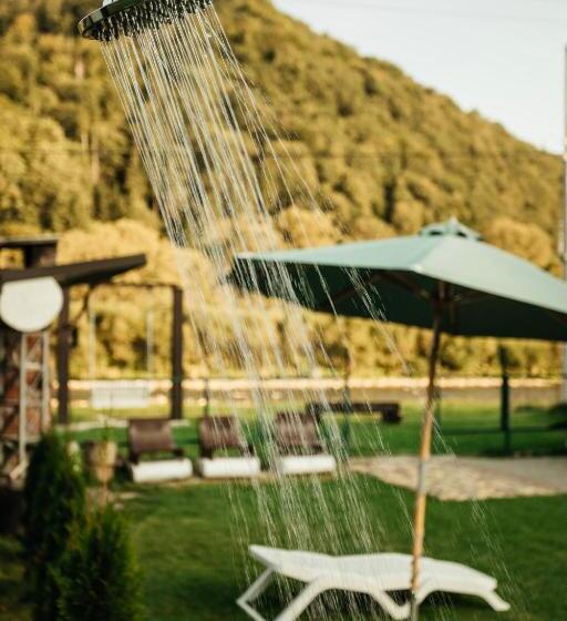 Отель Villa Tukhlay