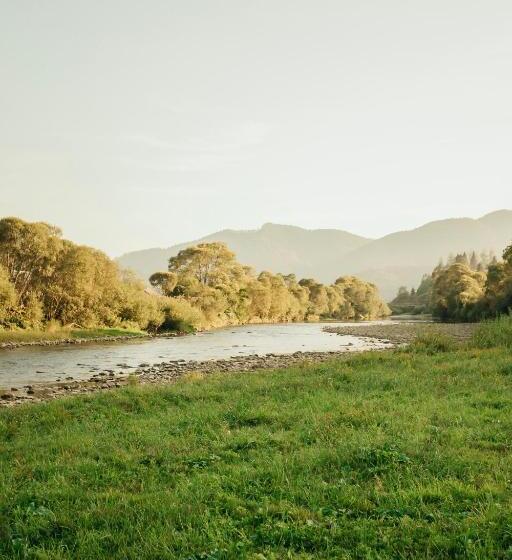 Отель Villa Tukhlay