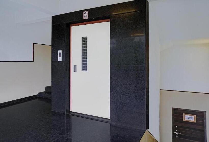 Itsy Hotels Oasis Pride