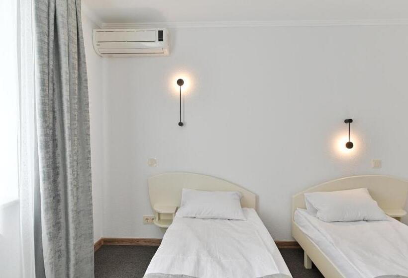 Makis Hotel Spa
