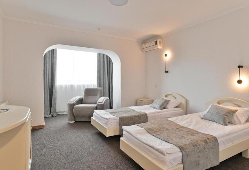 Makis Hotel Spa