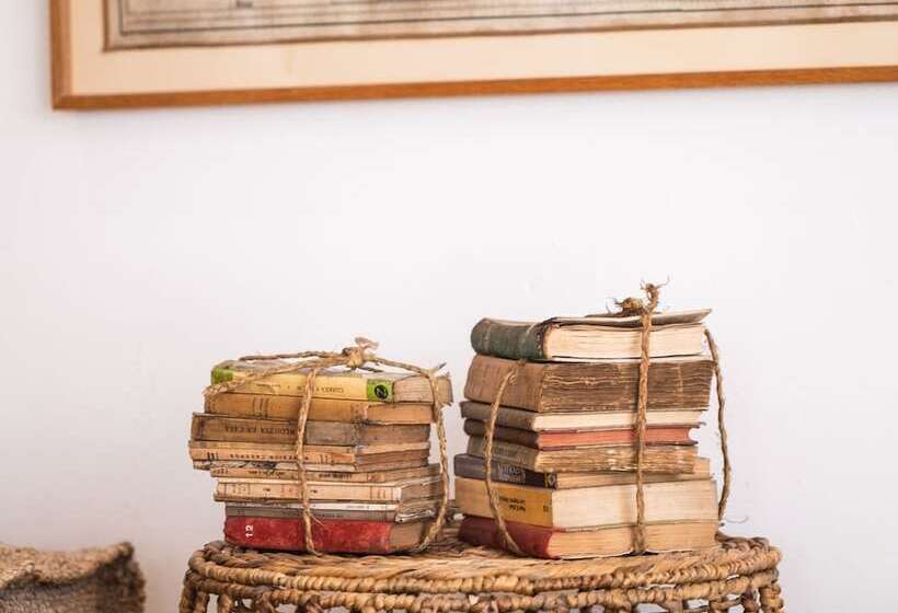 پانسیون Hostal Sa Teula