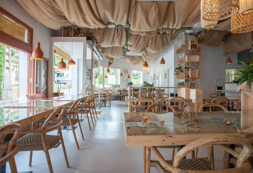 بنسيون Hostal Sa Teula