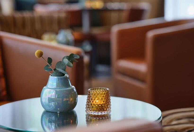 Adina Apartment Hotel Berlin Checkpoint Charlie