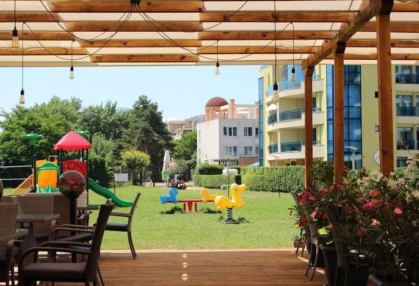 Aparthotel Marina Holiday Club All Inclusive & Free Parking