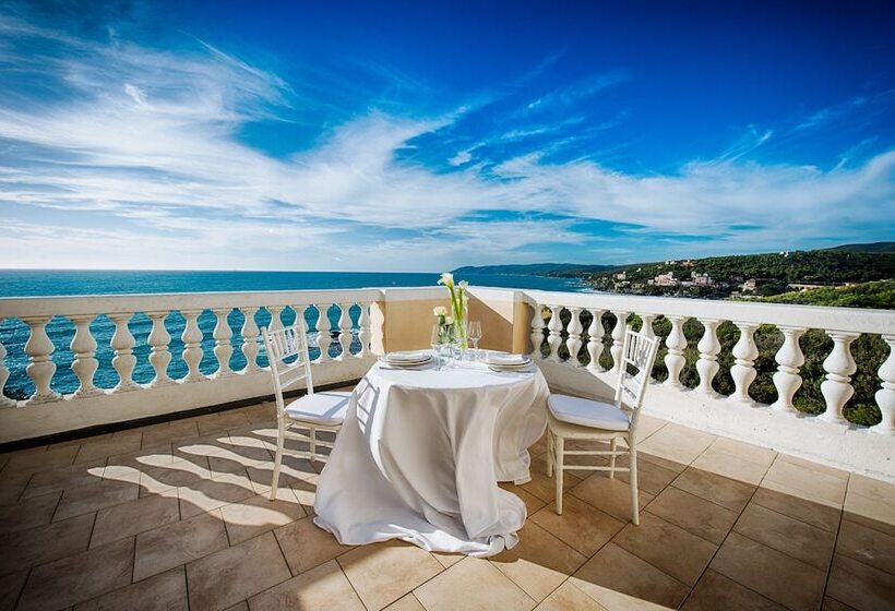 Grand Hotel Villa Parisi