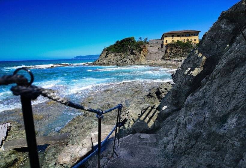 Grand Hotel Villa Parisi